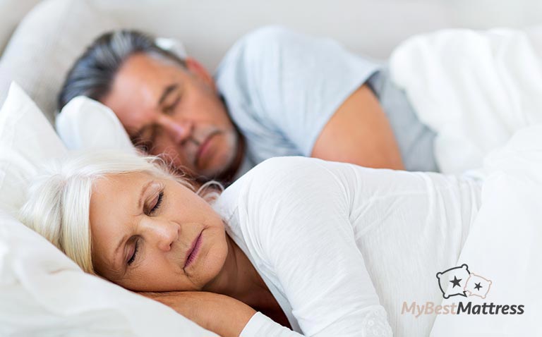 Aging and sleep: seniors sleeping Aging and sleep: seniors sleeping