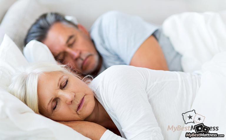 Aging and sleep: seniors sleeping Aging and sleep: seniors sleeping