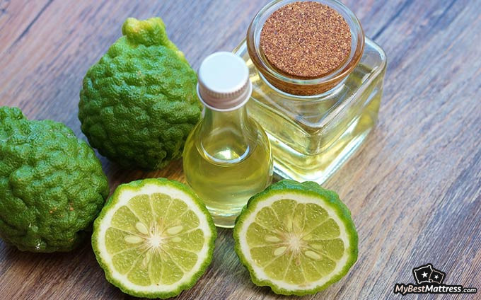 Essential oil for sleep: Bergamot essential oil Essential oil for sleep: Bergamot essential oil