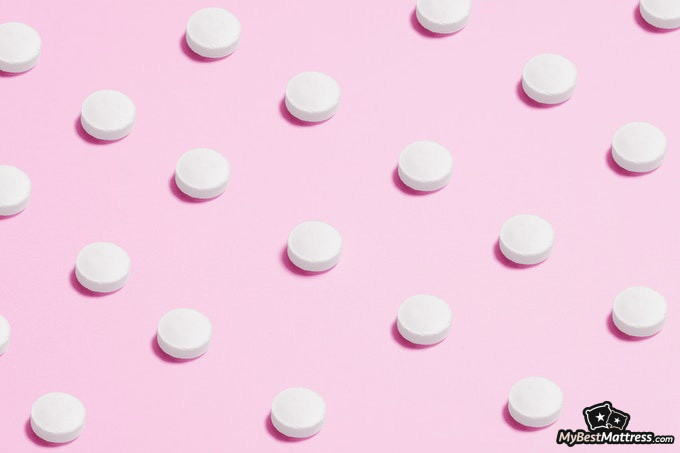 Best over-the-counter sleep aid: white tablets