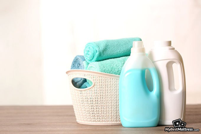 how often should you wash sheets: detergent