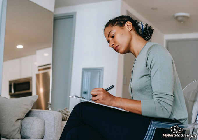 Hypnosis For Sleep: hypnotherapy professional.