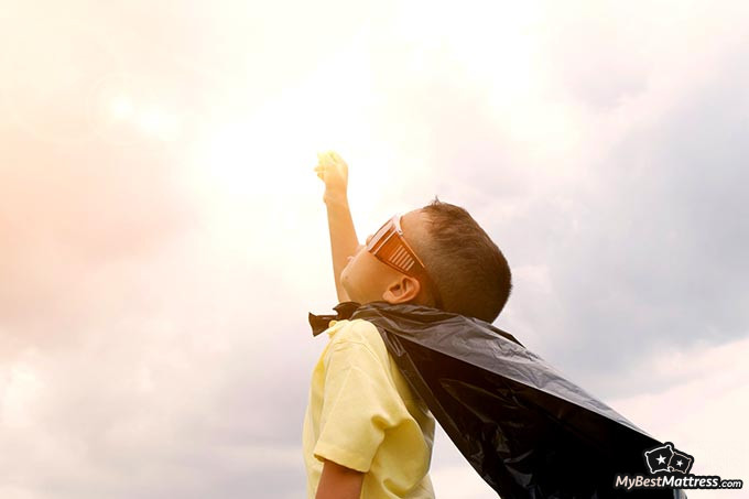 Night terrors in children: a superhero boy.