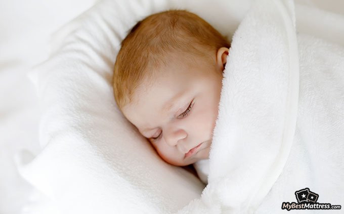 Cry it out method: baby sleeping Cry it out method: baby sleeping