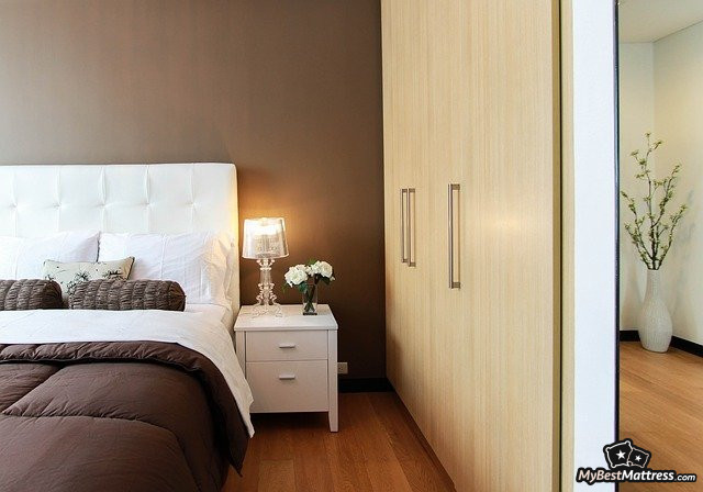 WinkBed reviews: a bedroom.